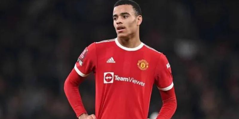 Sự nghiệp bóng đá và lối chơi của Mason GreenWood